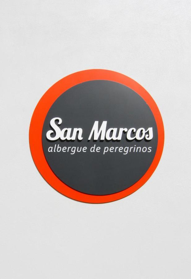 Albergue San Marcos Palas de Rei Bagian luar foto